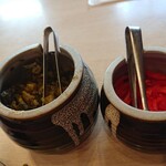 らあめん 赤無双 - 高菜と紅しょうが