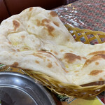 インド・ネパール料理 スナオール - ナン