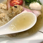 饗 くろ喜 - 塩ダレのベクトルは同じです