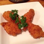 赤とうがらし - モッツァレラチーズと生ハムのフライ。モッツァレラチーズを生ハムで包んでフライにした逸品。何もつけずに、このまま食べられます。絶品です。