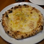 PIZZA ガレリア - クアトロフォルマッジ！