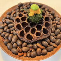 Installation Table ENSO L'asymetrie du calme - 