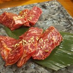 炭火焼肉 田園 - 