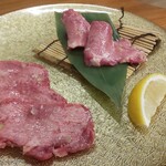 Sumibiyakiniku Den'En - 