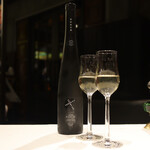 LA VIE1923 - デザートペアリング日本酒(2,530円)
･TANAKA1789 × CHARTIER BLEND001