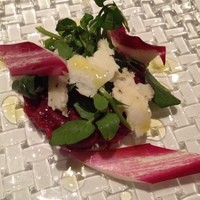 プリンチピオ - 馬肉のタルタル　トリュフを練り込んだチーズが添えてあり香り高い。