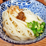 手打ちうどん ぶれーど・う - ピリ辛酢醤油うどん