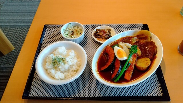 ほわいとらでぃっしゅ - 蔵王町その他（スープカレー）の写真