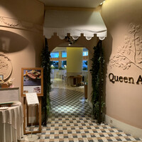 クイーン・アリス 横浜店 - 