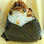 斉藤米穀店 - 昆布かつお 160円
      甘過ぎない味付け
      共に出汁が出る食材ですから、それはもう(^^)v