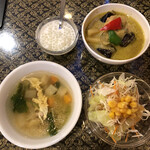 ASIAN TAWAN - ＋100円でミニグリーンカレー