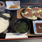 フィッシャーマンズ・ワーフ隠岐 - 島根和牛鉄板定食