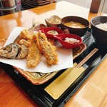 蟹と酒盃 かに八 - (ランチ)生アジフライ定食