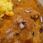 Maibon Curry - チキントマト…
                        大きめ鶏肉×2
                        今日の３種だとこれが一番好きかな