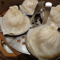 鴻臚 - 