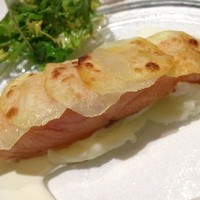 ルメルシマン オカモト - ランチ4620円【前菜】タスマニアサーモンのミキュイ3.5点
                  