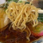 特一竜 - なつかしラーメン正油の麺