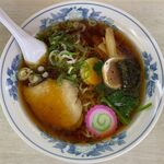 特一竜 - なつかしラーメン正油のアップ
