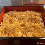 割烹岩戸 - ごはんの上に山椒をかけ