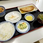 Uoichiba Shokudou - 煮魚定食（600円）