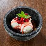 焼肉みゆき苑 - ストーンパフェ ミルク