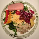 ロウリーズ・ザ・プライムリブ 東京 - サラダブッフェ 1500円 のサラダ10種類盛り合わせ(2回目)