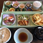 優雅亭 盛山 千葉市美術館店 - 