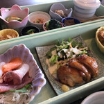 優雅亭 盛山 千葉市美術館店 - 