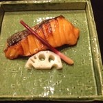 懐石料理 花壇 - 桜鱒の焼き物