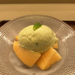 赤坂 菊乃井 - 昼懐石１５７３０円。ミントアイスクリーム メロン。水菓子と言えばメロンですよね♩ 流石、菊乃井さんのメロンは、熟し方も申し分なく、形も綺麗です（╹◡╹）