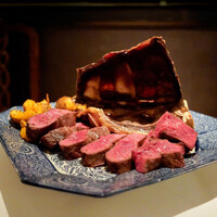 銀座ブルーリリー ステーキ＆チャイニーズレストラン - 