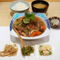 割烹 大田川 - クリームコロッケ野菜あんかけ(1,100円)
                    小鉢3品･ご飯お代わり自由･カニ汁･デザート付き