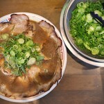 中華そば まる井 - 料理写真: