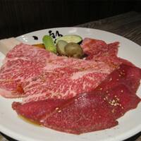 焼肉&手打ち冷麺 二郎 KANAYAMA - 焼き肉