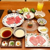 北新地しゃぶしゃぶすき焼き きらく - 
