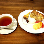 ダブル - ドリンクとセットで910円