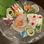 かもめ食堂 - 刺し身の盛合せ