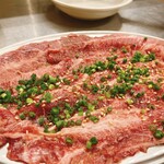 ツラとキモ 炭火焼肉 いわしげ - 