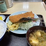 動坂食堂 - 付け合わせも手抜き無し