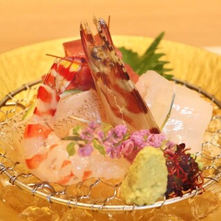 Lively! Dancing sashimi of tiger shrimp!