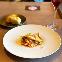 スミレオオサカ - 