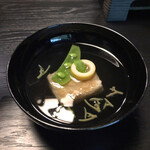 山しのぶ - 吸物     焼蓮根胡麻豆腐 木ノ芽 八竹 青身