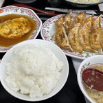 178949807 - 餃子定食(ご飯 大)