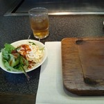 Resutorammeijitei - レストラン明治亭のあらびきハンバーグランチのサラダ（12.09） 