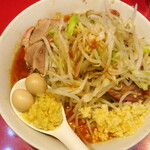 ラーメン二郎 - ラーメン半分＋ニンニク多め＋ショウガ半分SK