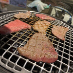 板前焼肉 赤と霜 - 