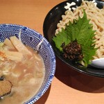 六厘舎 - 生七味つけめん980円