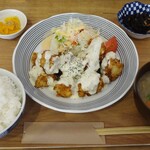 Gohanya Tamanoya - タルタルチキン定食