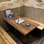 国産牛タン＆炙り肉寿司食べ放題 完全個室居酒屋 やまと - 木の温もりを感じます！