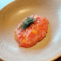 焼肉うしごろ 銀座並木通り店 - 生雲丹のうしごろユッケ～2